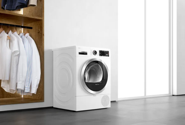 It automatically recognizes when your clothes are completely dry.